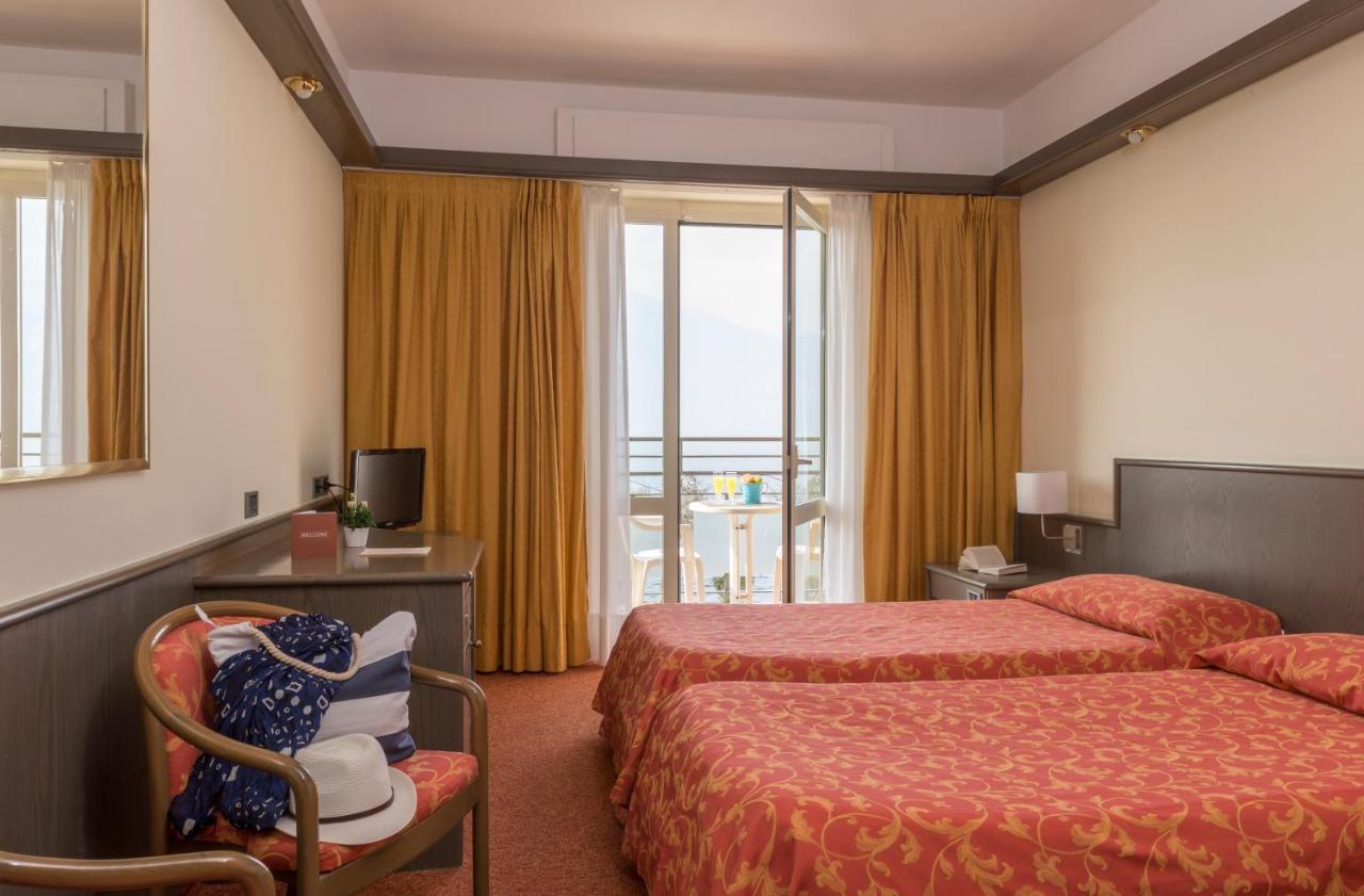 Hotel Drago - Garda Lake Collection Бренцоне-суль-Гарда Экстерьер фото